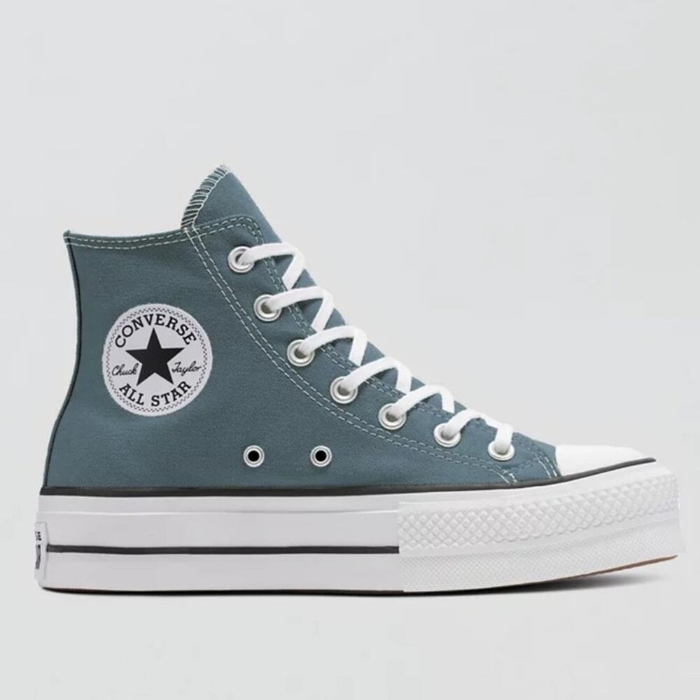 Converse Chuck Taylor All Star Sneaker Size 11.5